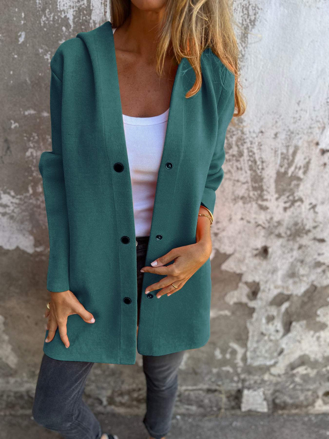 Lisa | Classic Buttoned Coat