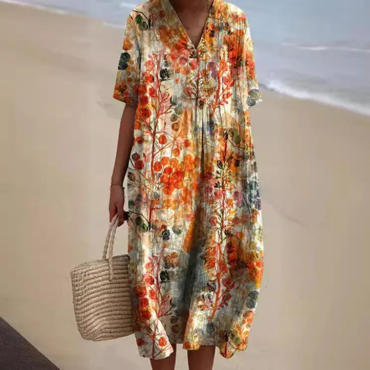 Allison | Dress with vibrant floral pattern