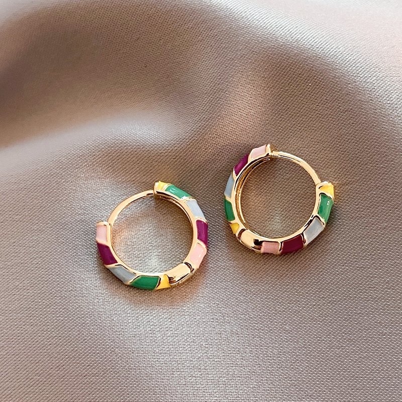 Elisabeth | Elegant Gold Enamel Earrings