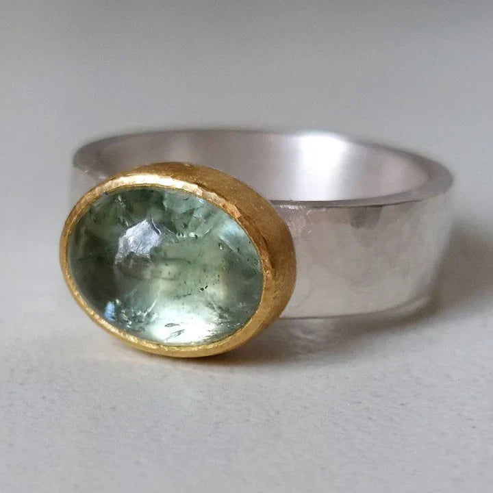Beatrice | Vintage Green Ring with Rounded Stone