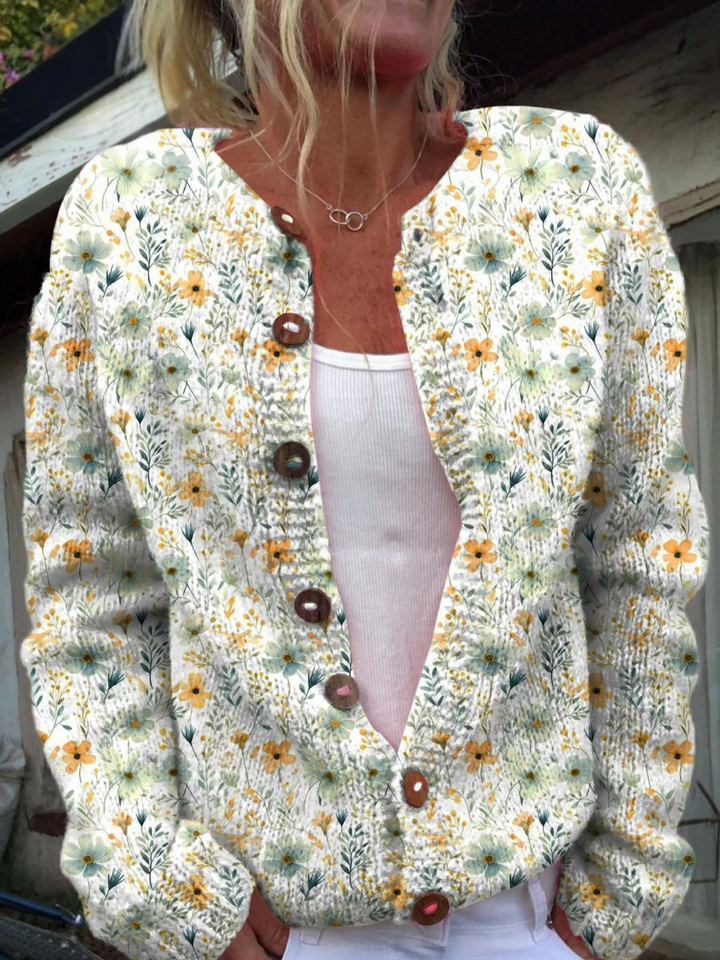 Lovely Meadows Floral Pattern Printed Buttoned Cardigan
