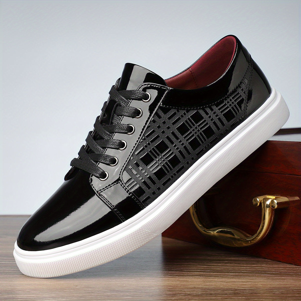 Black / 13