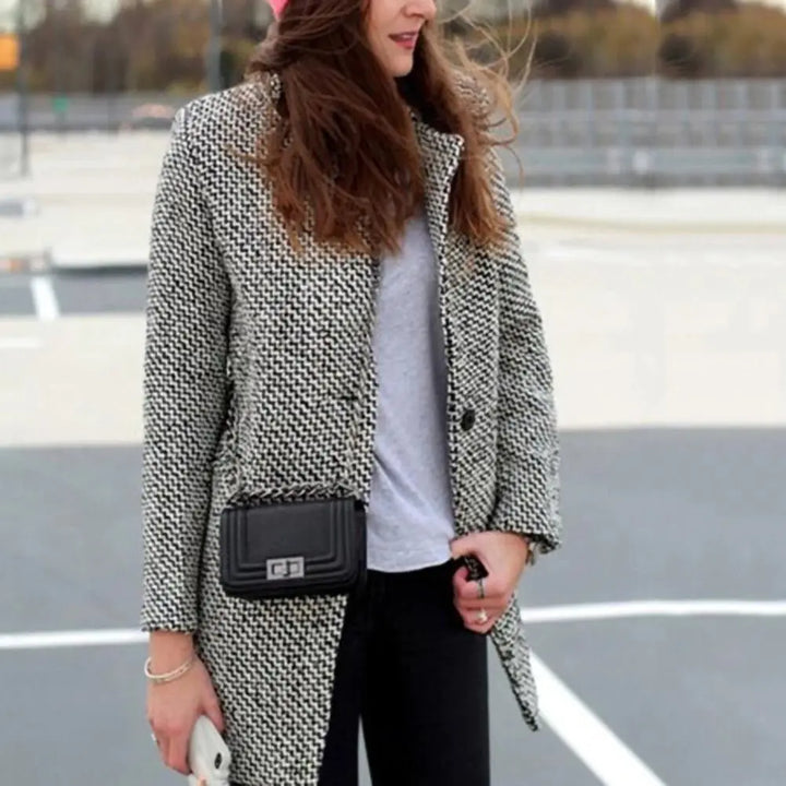 Lara | Houndstooth Long Coat