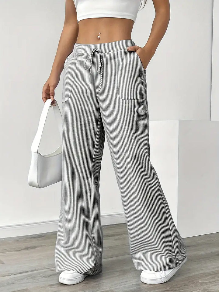April | Elegant Striped Pants with Pockets