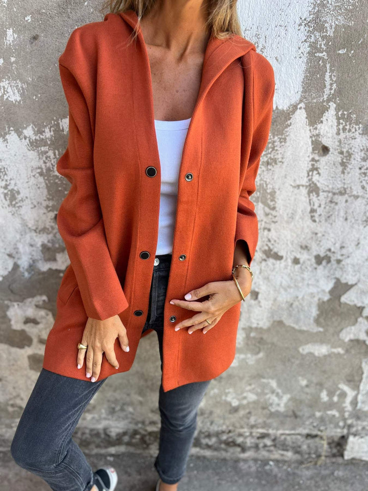 Lisa | Classic Buttoned Coat