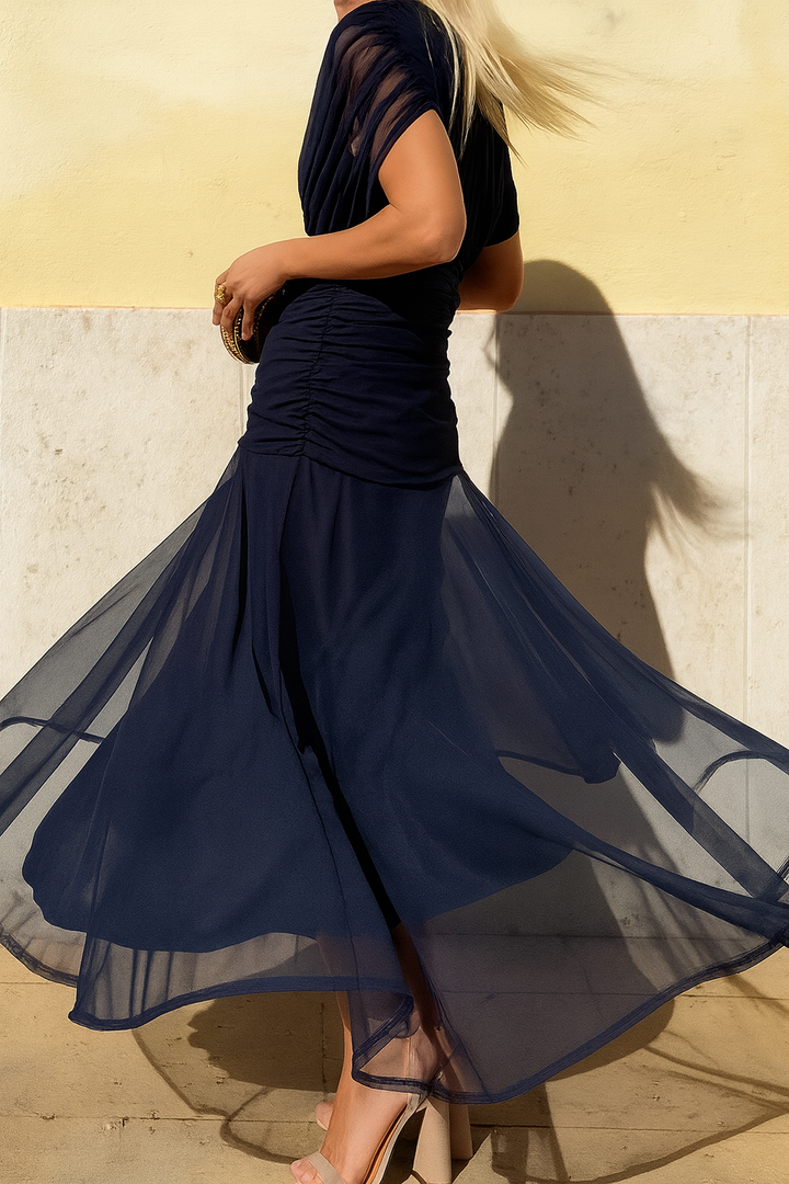 Penelope | Elegant Midi Dress