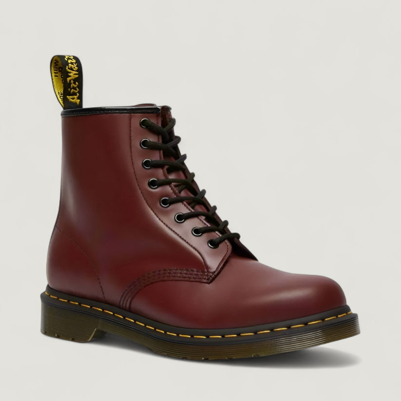 Iris | Classic Lace-Up Boots