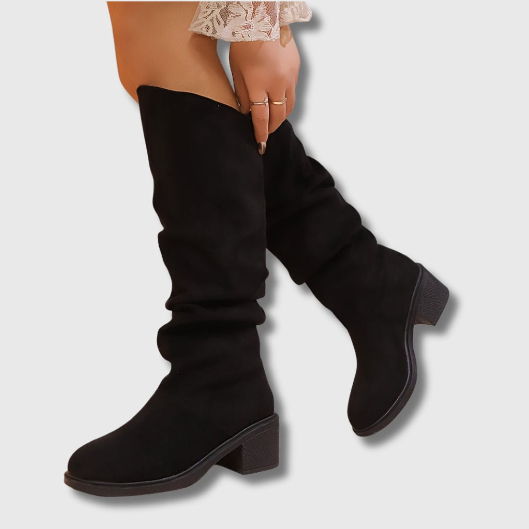 Black / 10