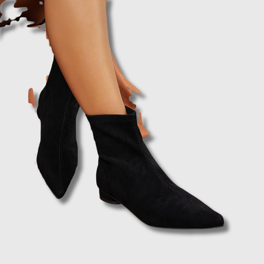 Black / 10