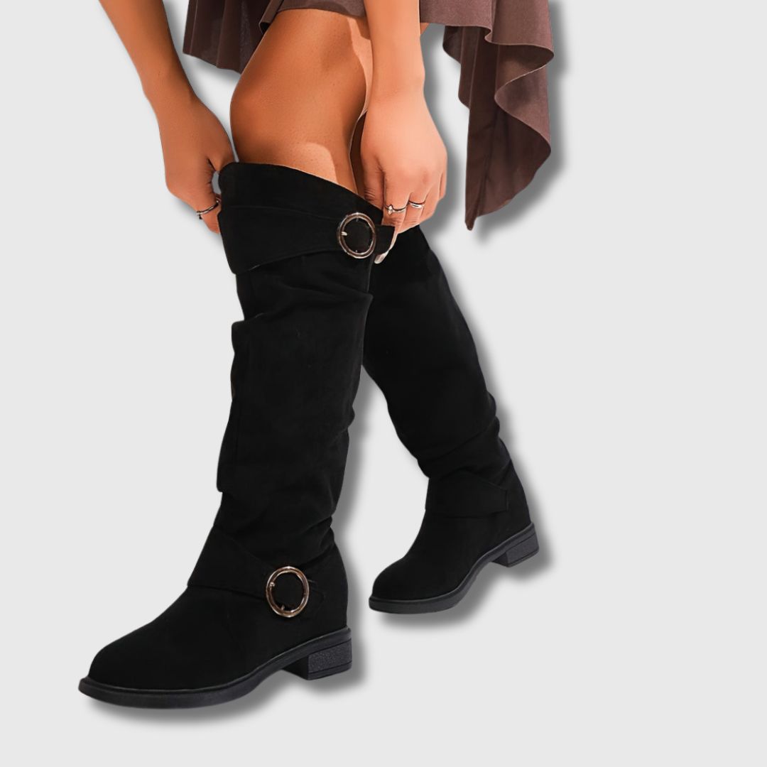 Black / 10