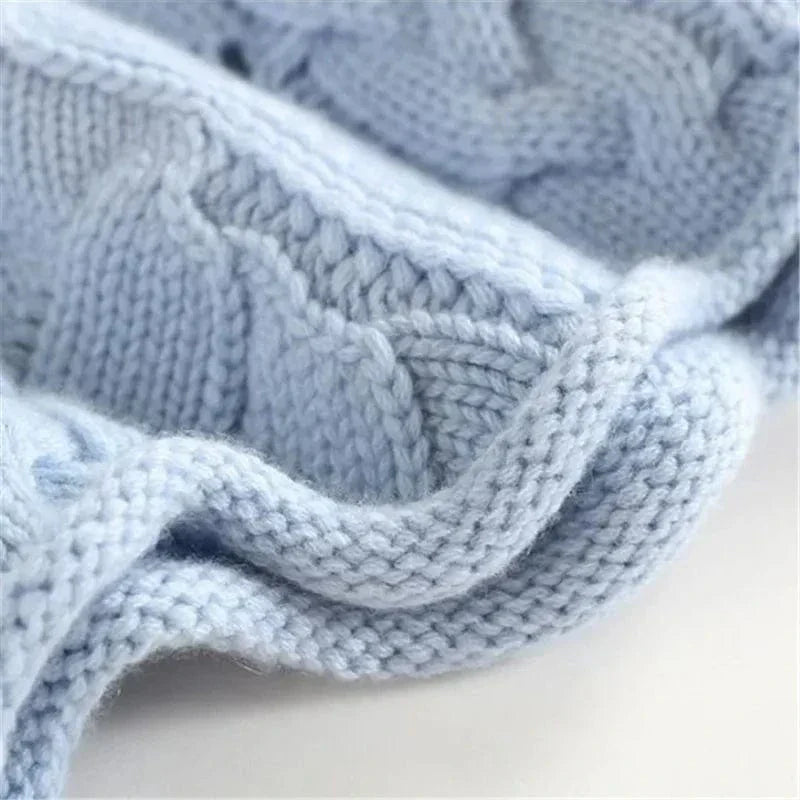 Lisa | Textured Knit Turtleneck Sweater