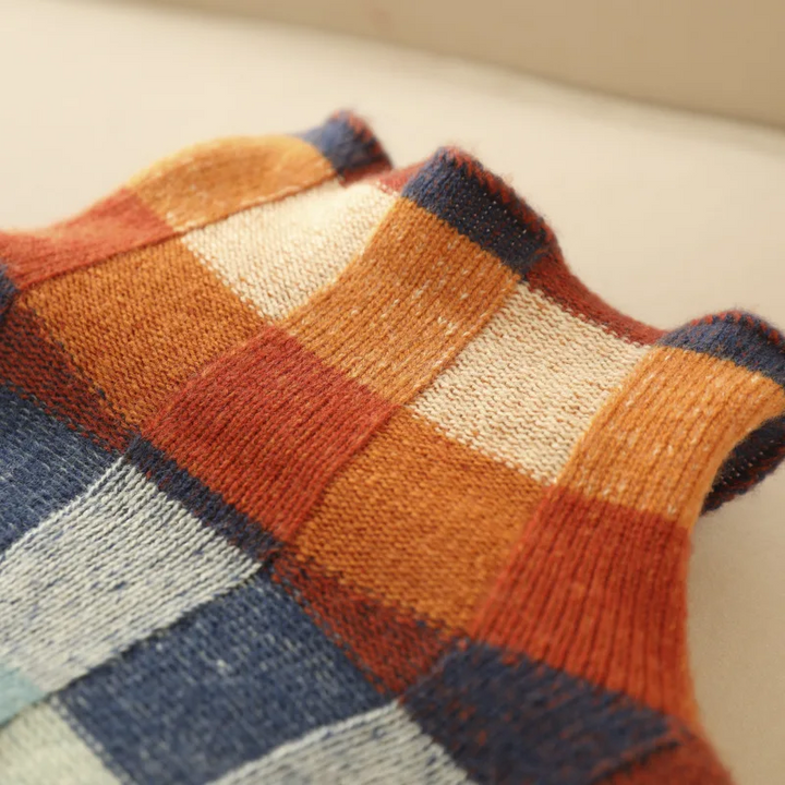 Sofia | Vibrant Checkered Sweater