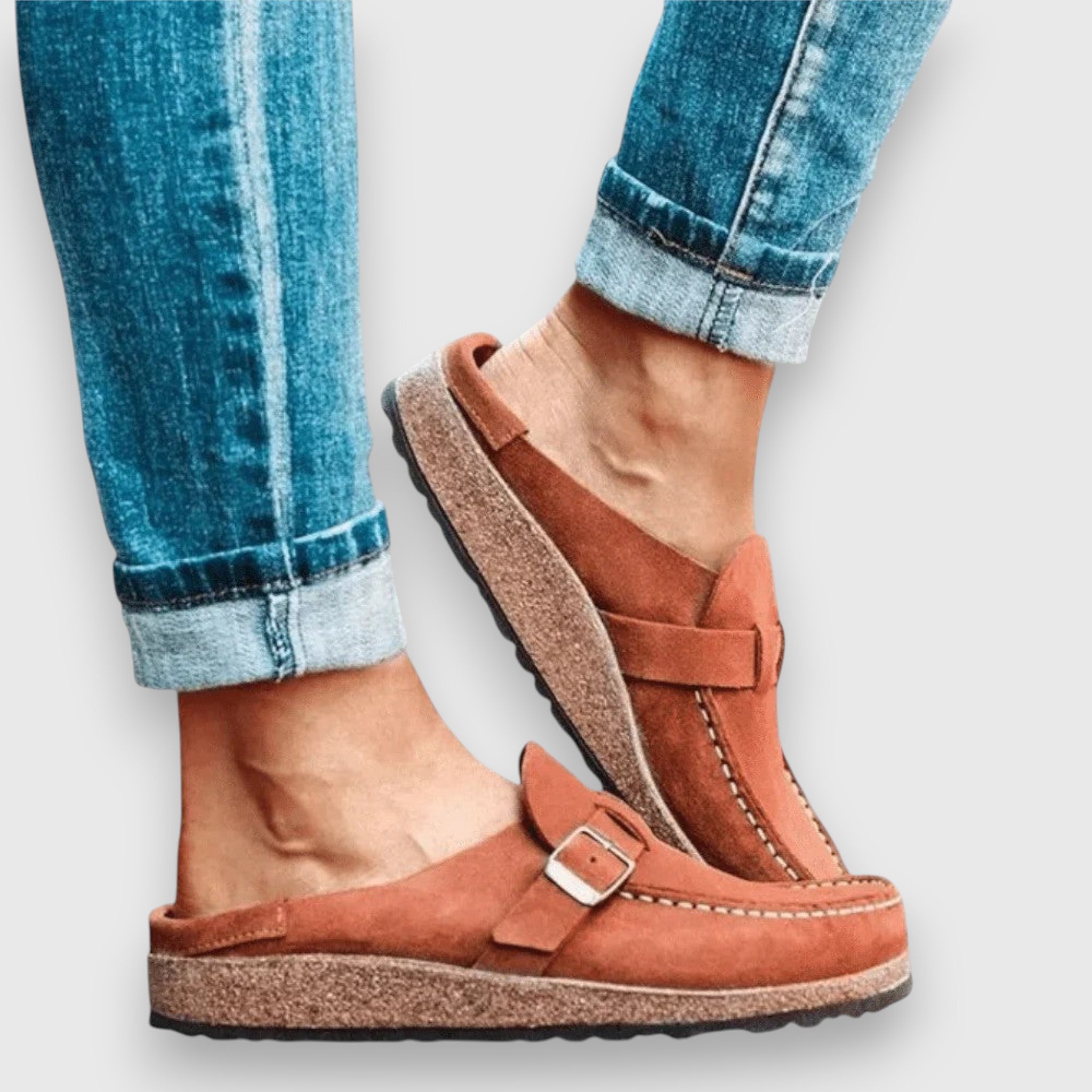 Orange / 12 US | 43 EU