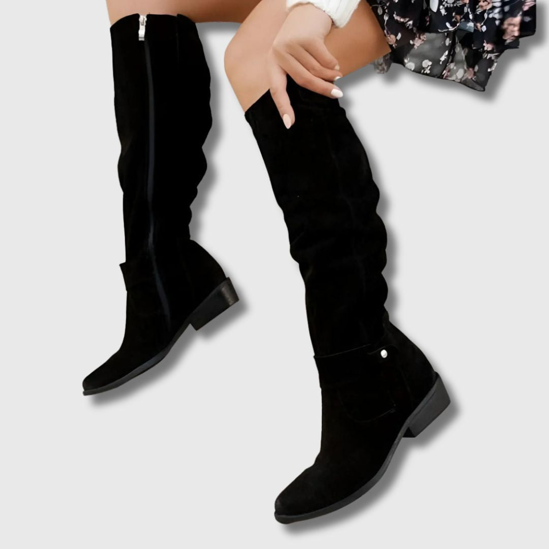 Black / 10