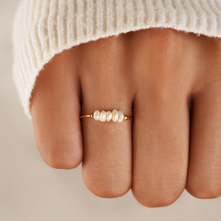 Amalia | Freshwater Pearl Ring