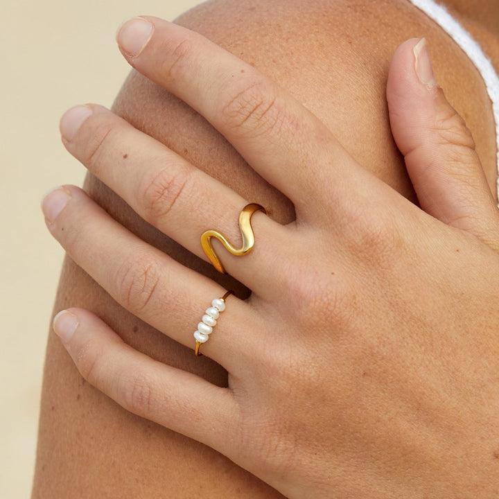 Amalia | Freshwater Pearl Ring