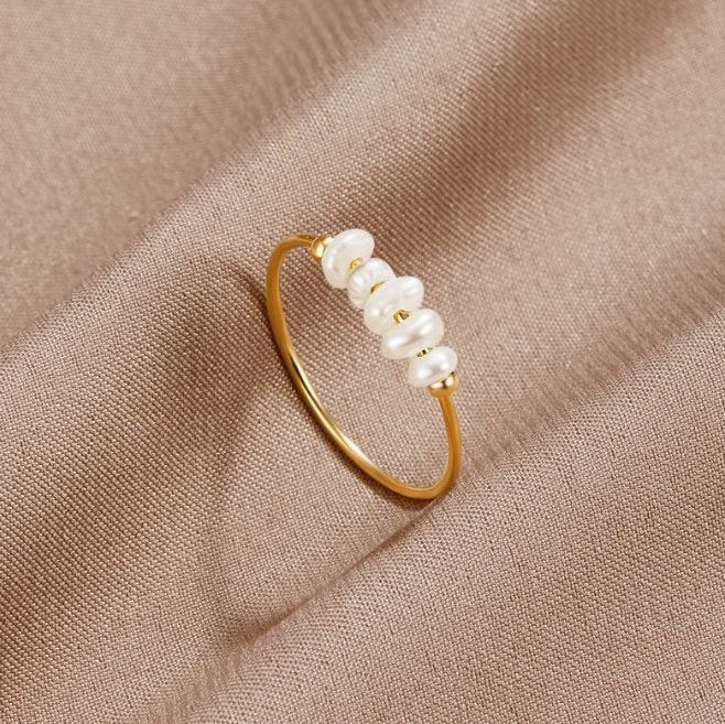 Amalia | Freshwater Pearl Ring