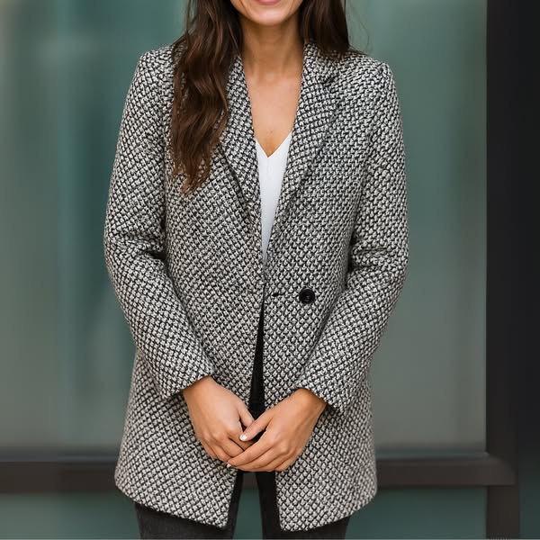 Lara | Houndstooth Long Coat