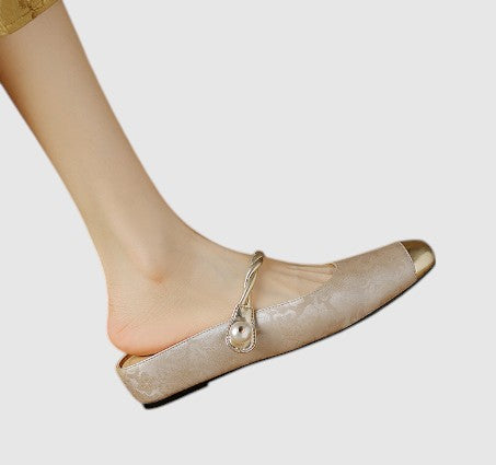 Beige (Low) / 9 US | 40 EU